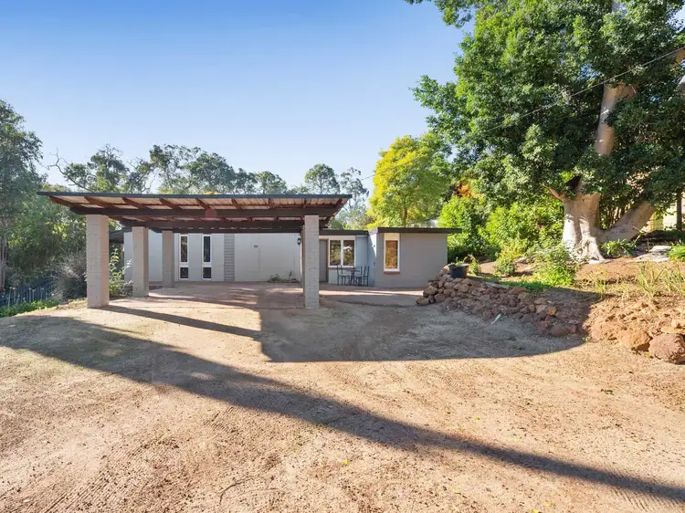 11 Smith Street, Glen Forrest WA 6071