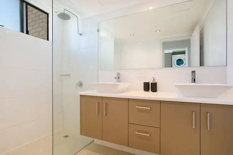 Fifth view of Homely unit listing, Unit @ 27 Peerless Avenue, Mermaid Beach QLD 4218
