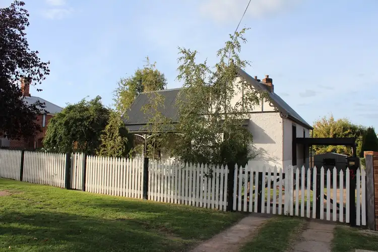 57 Rocket Street, Bathurst NSW 2795