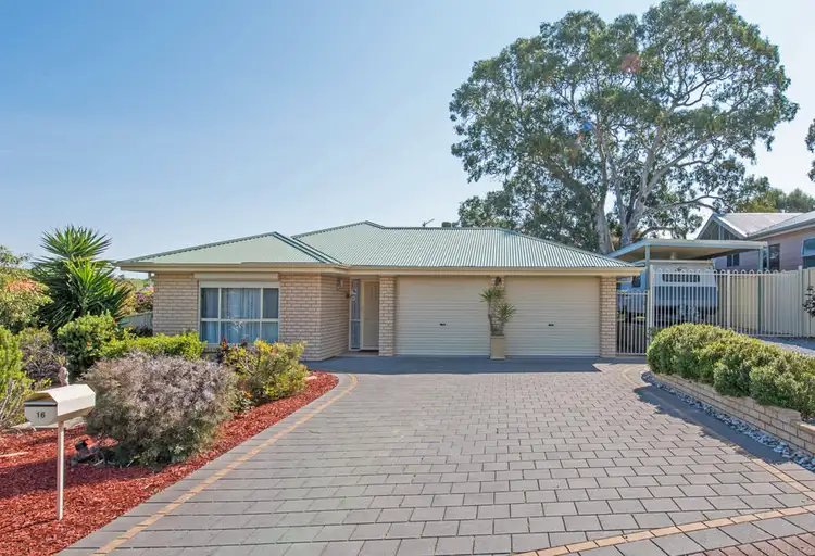 16 Barton Street, Yankalilla SA 5203