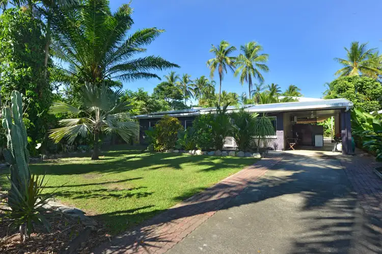 35 Pecten Avenue, Port Douglas QLD 4877