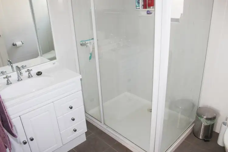 Fifth view of Homely house listing, 3 McRae Court, Yarrawonga VIC 3730