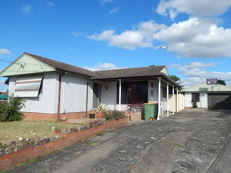 4 Girra Street, Fairfield West NSW 2165