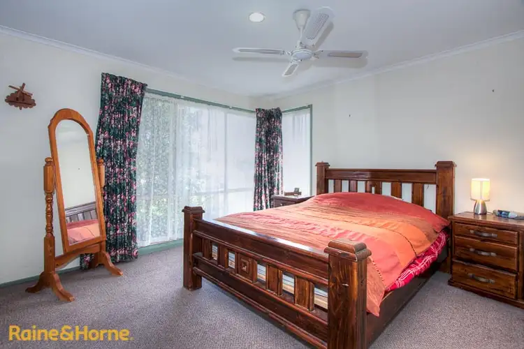Fifth view of Homely house listing, 14 Westward Ho Drive, Sunbury VIC 3429