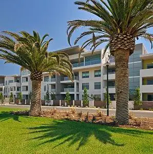 25/1 Burt Avenue, Findon SA 5023