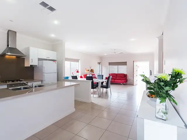 Second view of Homely unit listing, 5/2 Jennerae Drive, Alice Springs NT 870