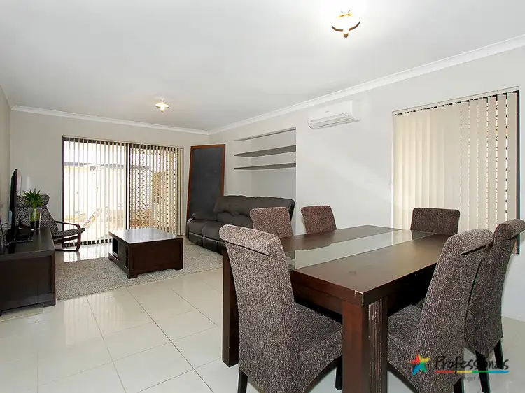 Fifth view of Homely semi-detached listing, 15 Brooklyn Avenue, Pearsall WA 6065