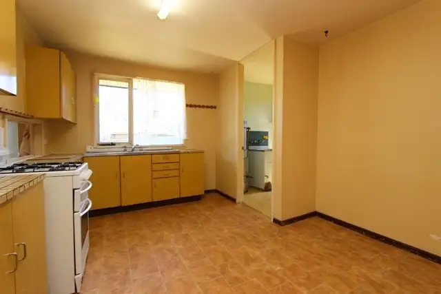 Sixth view of Homely house listing, 6 McKibbin Place, Bathurst NSW 2795
