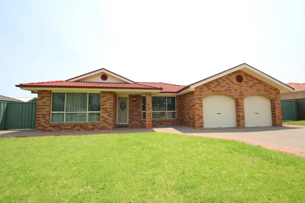 Main view of Homely house listing, 10 Lancaster Park Place, Dubbo NSW 2830