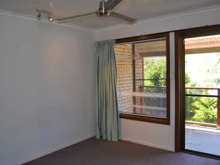 Fifth view of Homely unit listing, Unit 2/26 Beach Avenue, Tannum Sands QLD 4680