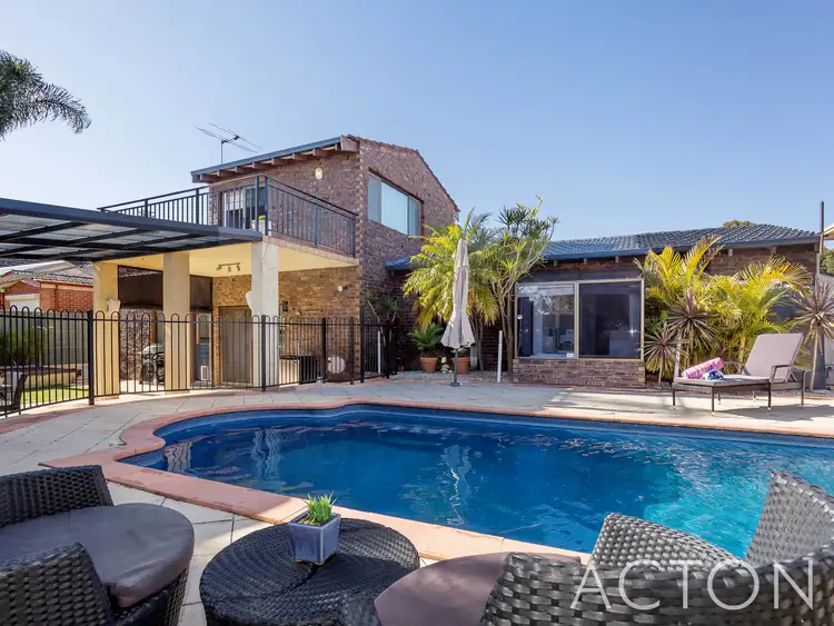 8 Edwards Street, Booragoon WA 6154
