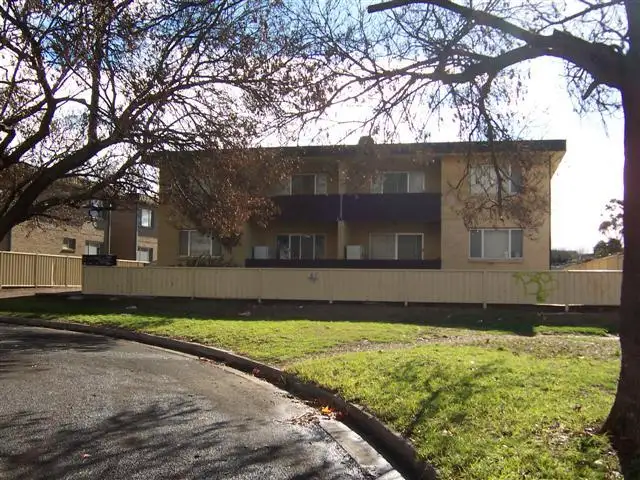 Main view of Homely unit listing, 2/10 Albion Street, Goulburn NSW 2580
