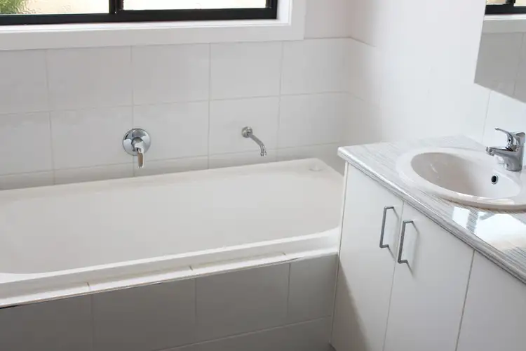 Fourth view of Homely house listing, 1/33 Lakeviews Circuit, Yarrawonga VIC 3730