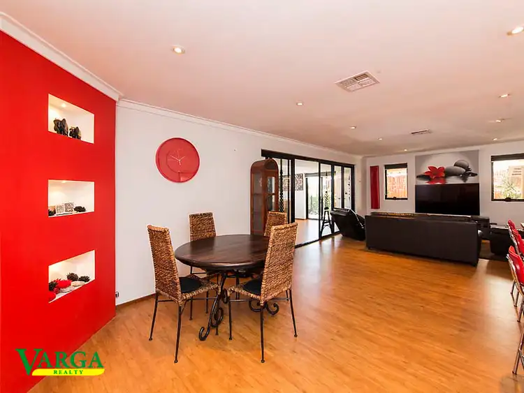 Sixth view of Homely house listing, 10 Sunbird Court, Willetton WA 6155