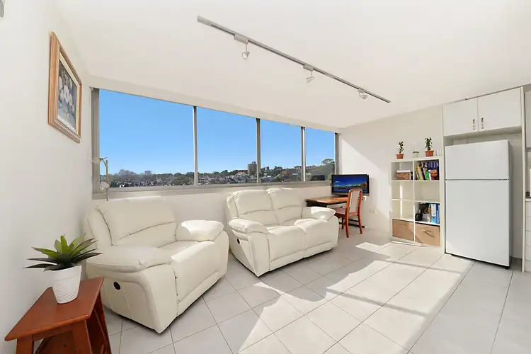 704/176 Glenmore Rd