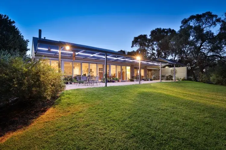 110 Cootamundra Avenue, Red Cliffs VIC 3496
