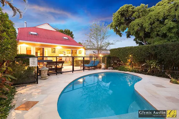 38 Leslie Street, Bardon QLD 4065