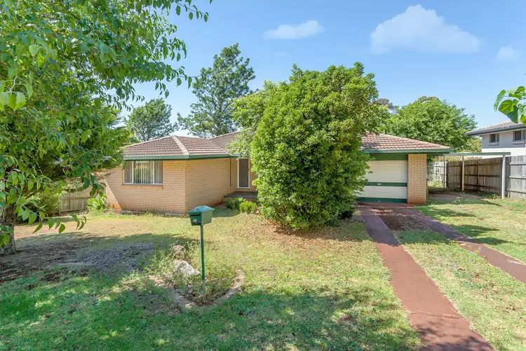 32 Debra Street, Centenary Heights QLD 4350