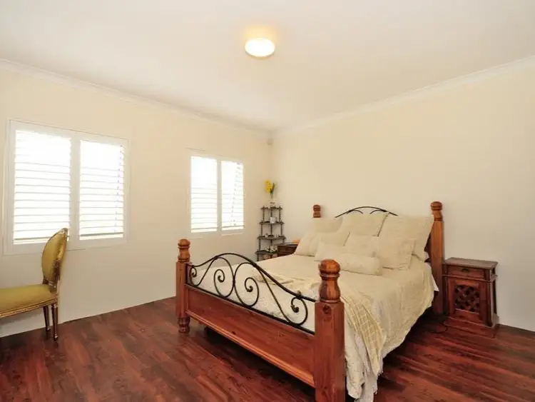 Second view of Homely house listing, 6 Elsinge Link, Baldivis WA 6171