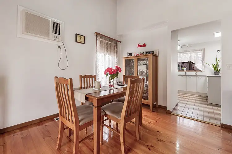 Sixth view of Homely house listing, 40 Thompson Circuit, Mill Park VIC 3082