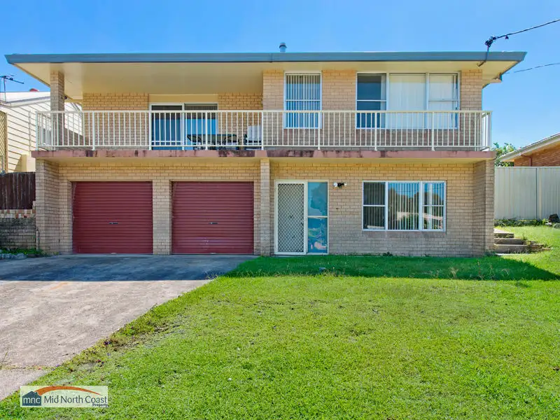 Main view of Homely house listing, 7 Cathie Circuit, Lake Cathie NSW 2445