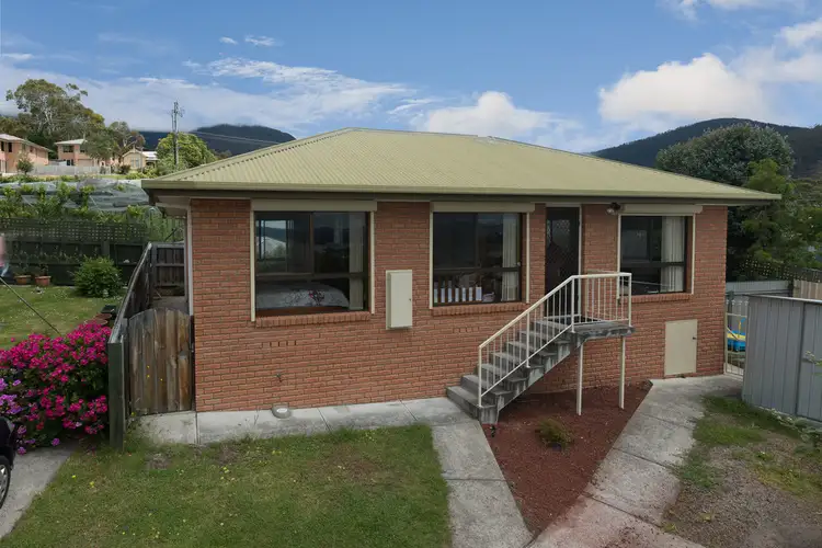 2/1 Aquila Street, Glenorchy TAS 7010