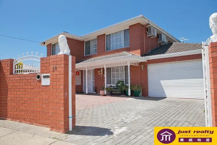 34 Kerrison Drive, Hampton Park VIC 3976