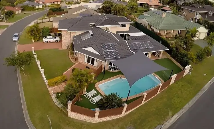 74 Blue Grass Crescent, Eight Mile Plains QLD 4113