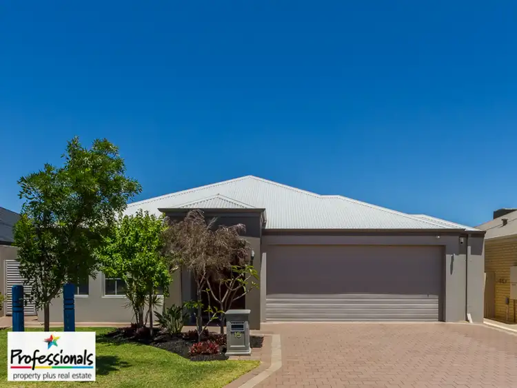 15 Carlton Loop, Canning Vale WA 6155