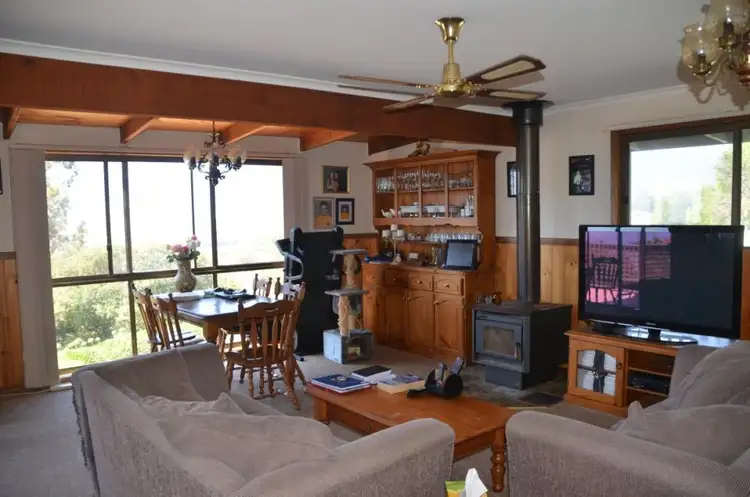 Third view of Homely house listing, 5 Antonio Close, Tawonga VIC 3697