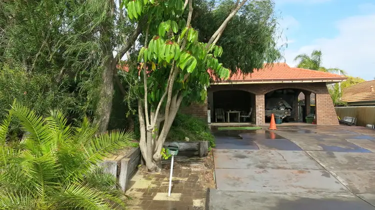 18 Garnkirk Road, Greenwood WA 6024