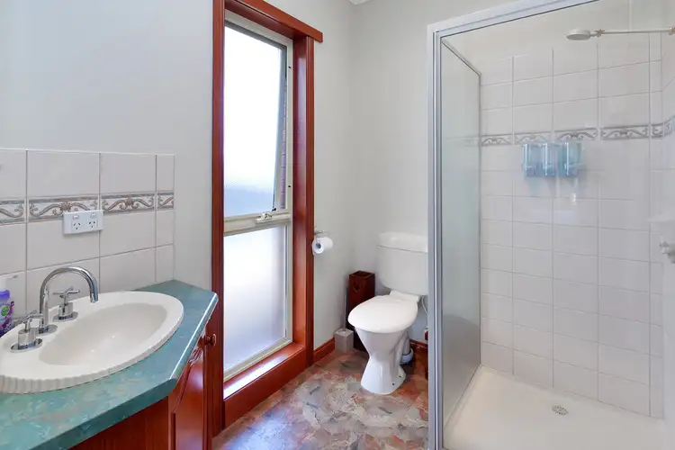 Fifth view of Homely house listing, 2 James Court, Miners Rest VIC 3352