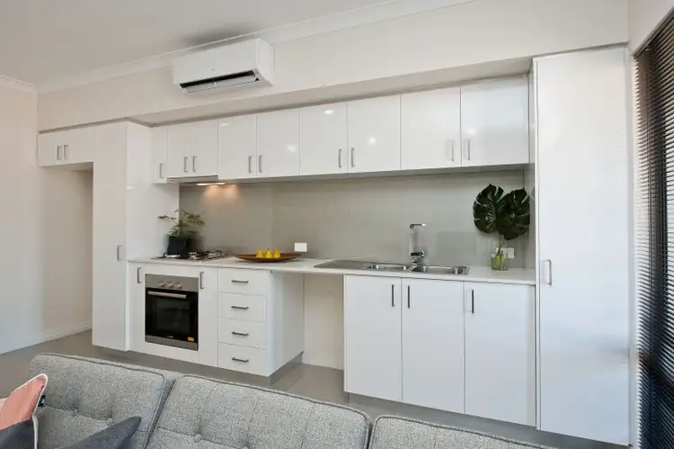 Fifth view of Homely house listing, 2/7 Tottenham Road, Joondalup WA 6027