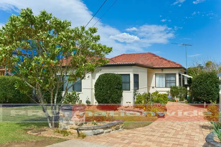 28 Richard Street, Panania NSW 2213