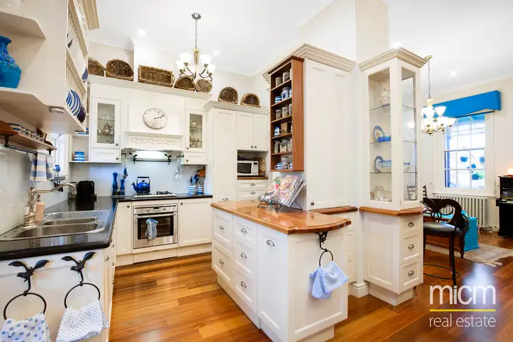 67 Wiltshire Drive, Kew VIC 3101