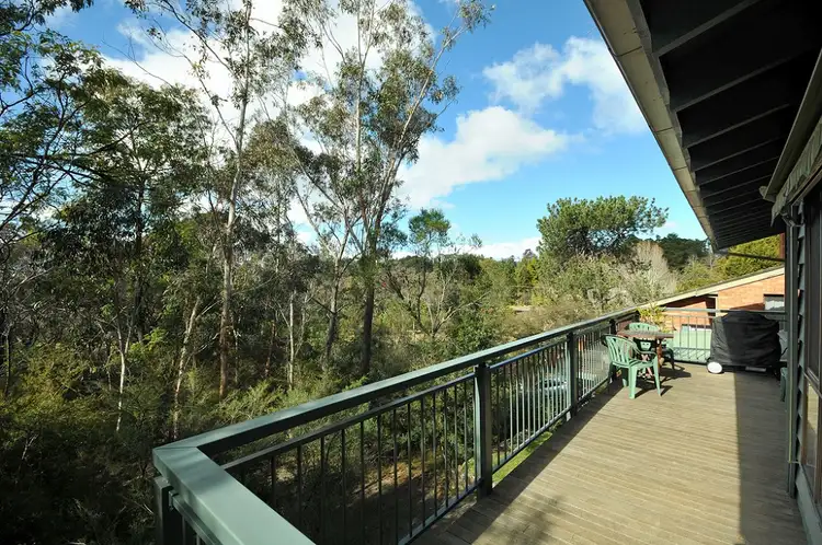 12 Central Street, Wentworth Falls NSW 2782