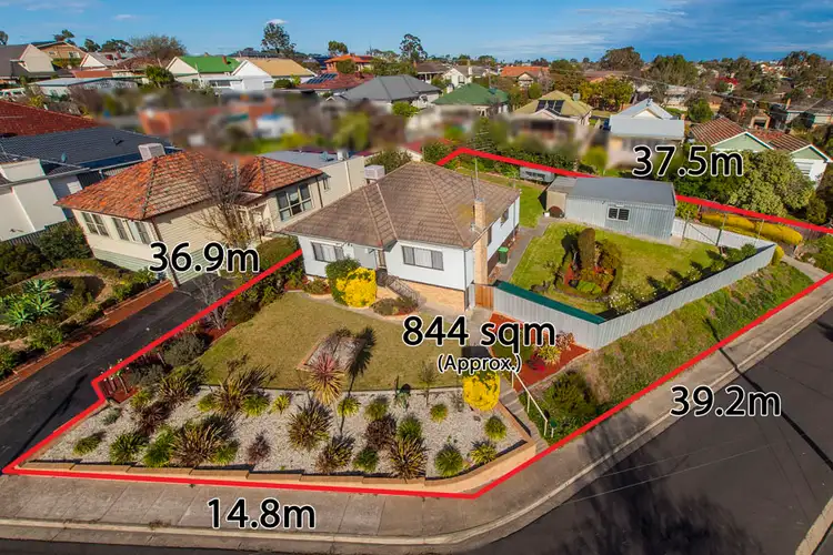 2 Zenith Street, Pascoe Vale VIC 3044