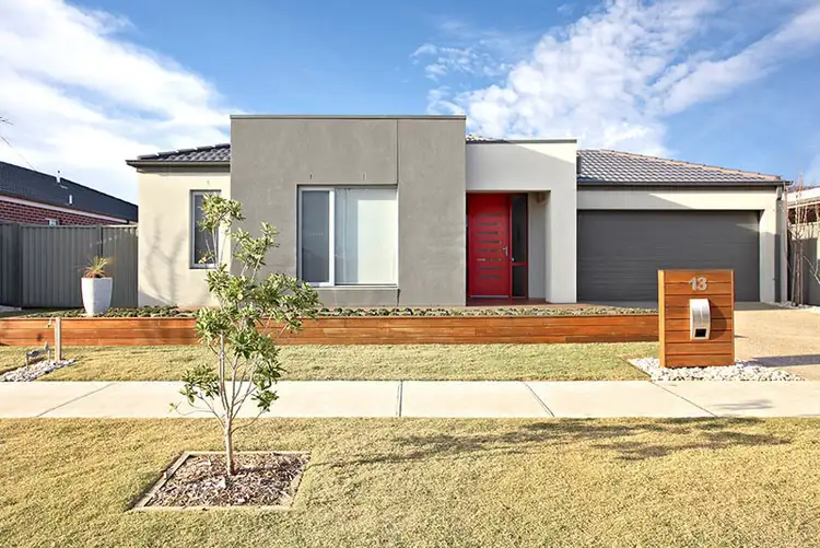 13 Shelduck Court, Lara VIC 3212