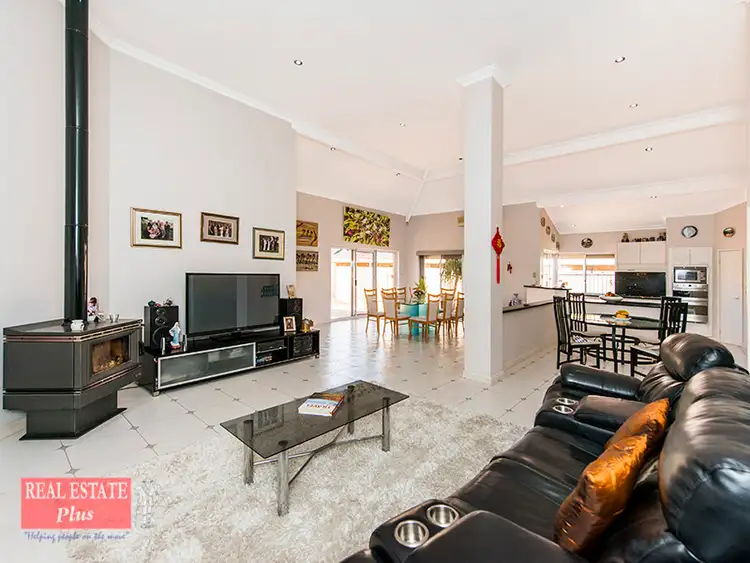 Sixth view of Homely house listing, 5 Lone Pine Way, Greenmount WA 6056