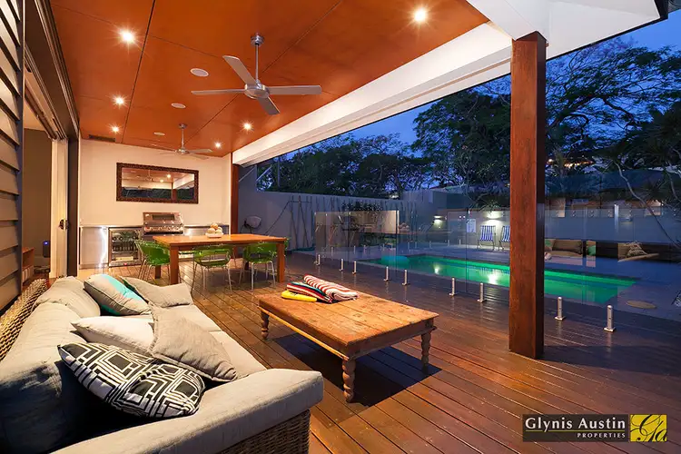 57 Lizzie Street, Bardon QLD 4065