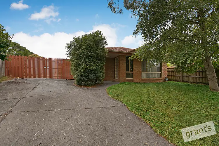 8 Jericho Court, Berwick VIC 3806