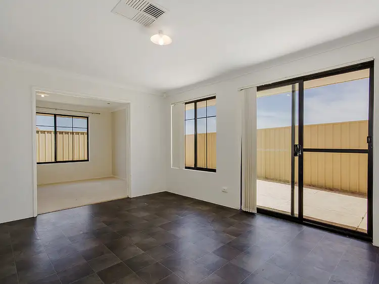 Fifth view of Homely house listing, 12 Oakham Way, Orelia WA 6167
