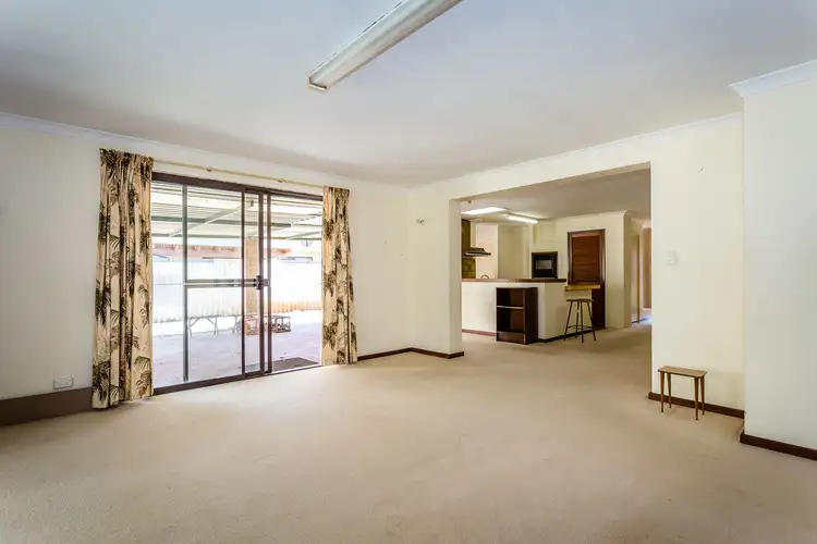 Fifth view of Homely house listing, 11 Kingfisher Place, Stirling WA 6021