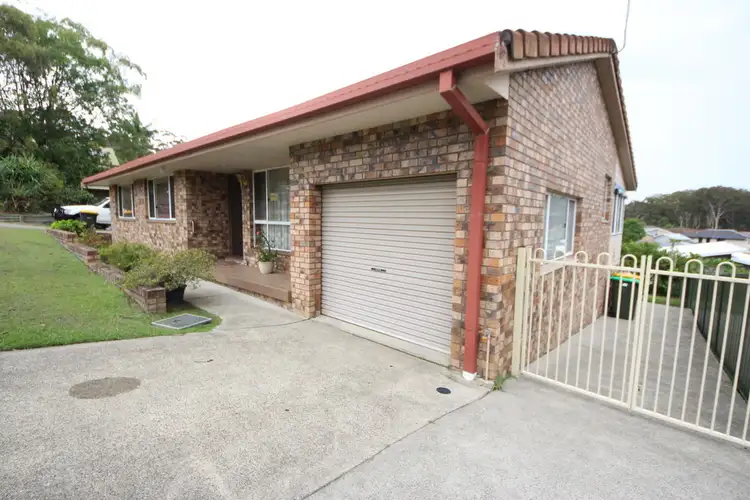 Second view of Homely house listing, 16 Crystal Pl, South West Rocks NSW 2431