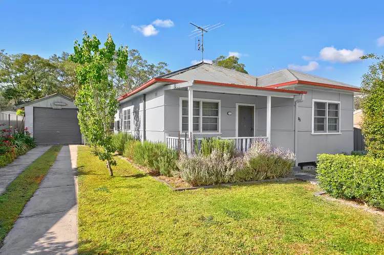 10 Rita Street, Thirlmere NSW 2572