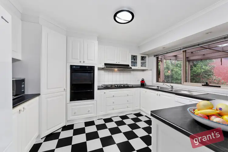Second view of Homely house listing, 5 Janet Court, Narre Warren VIC 3805