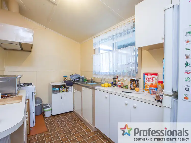 Sixth view of Homely house listing, 20 Lane Street, Collie WA 6225