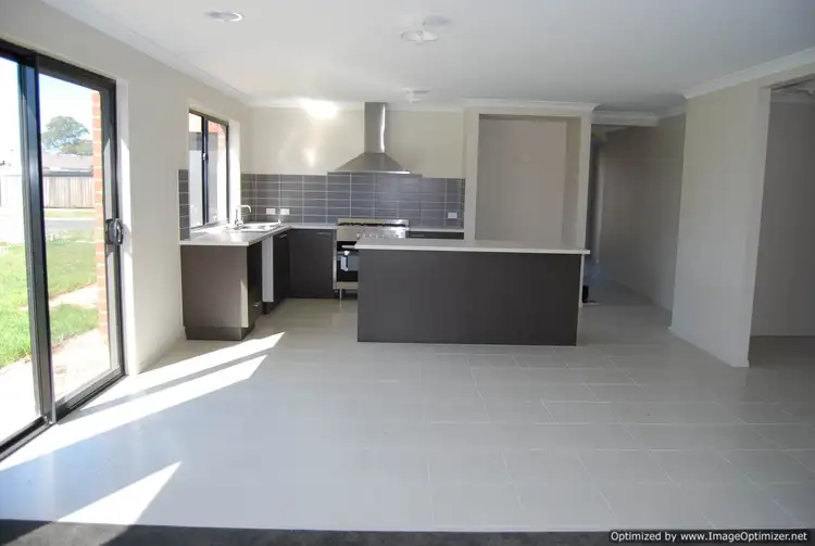 Fourth view of Homely house listing, 2 Stewart Place, Bairnsdale VIC 3875
