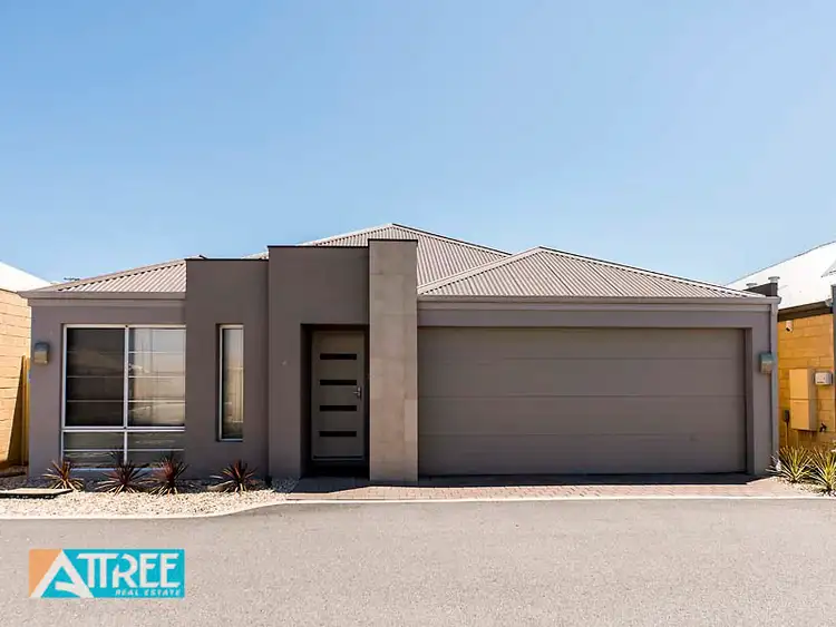 3/11 Carnation Street, Canning Vale WA 6155