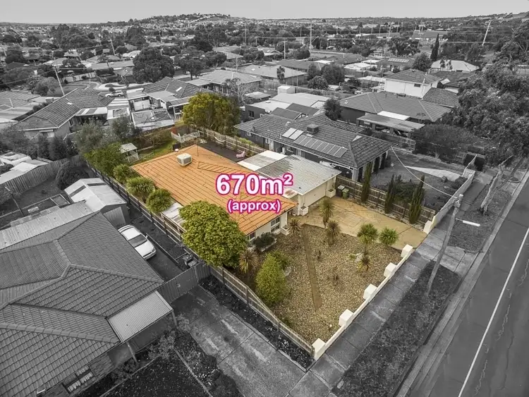 Second view of Homely house listing, 585 Elizabeth Drive, Sunbury VIC 3429